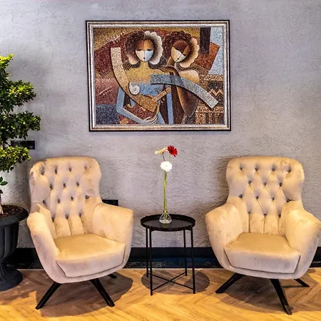 Mielo Lara Hotel