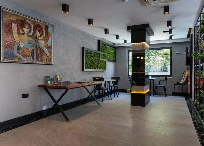 Hotel Mielo Lara 4*