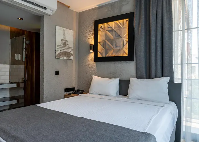 Mielo Lara Hotel