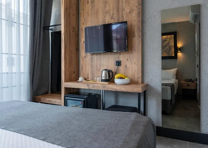 Mielo Lara Hotel 4*
