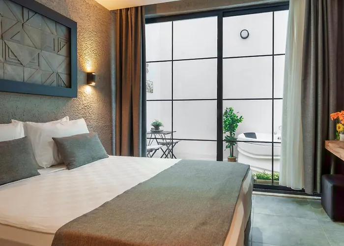 Mielo Lara Hotel