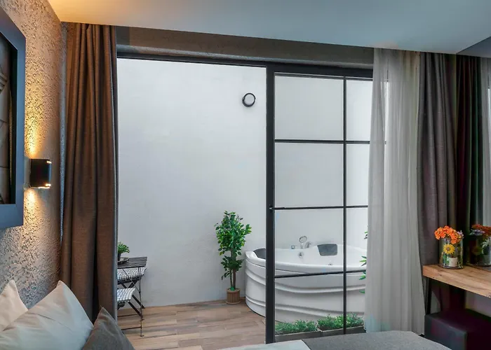 Mielo Lara 4* Antalya