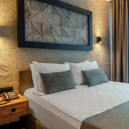 Mielo Lara Hotel